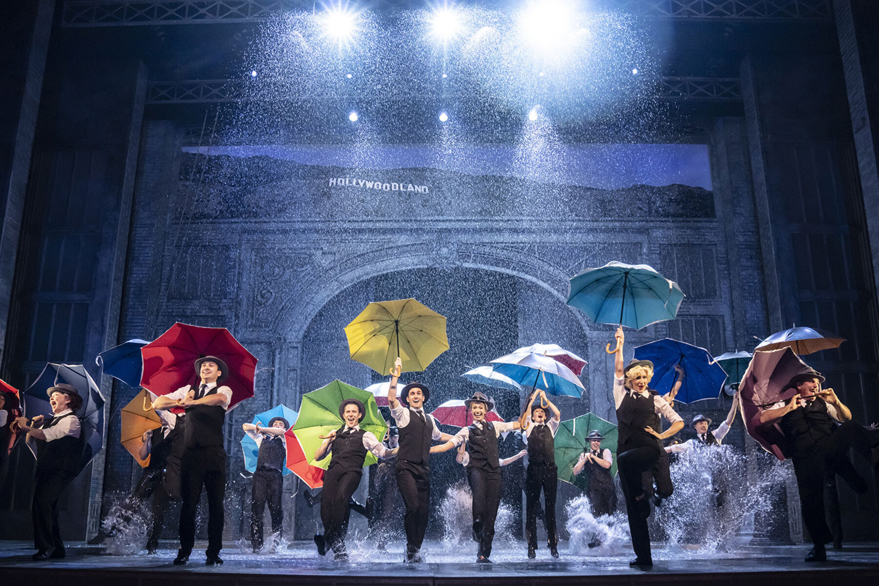 Mirvish.com: Singin’ in the Rain